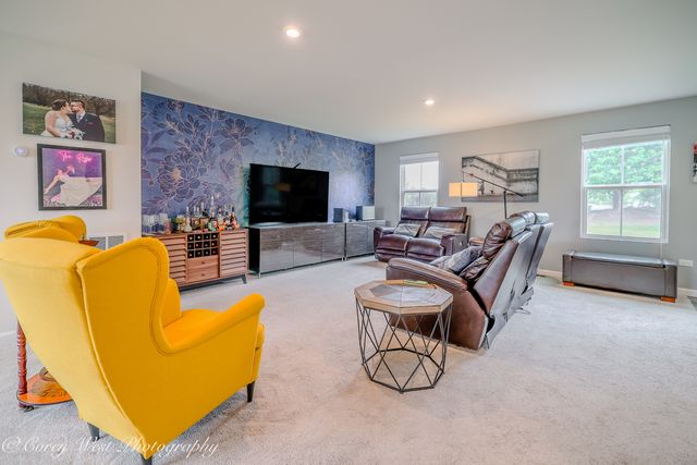450 Cardinal Way, Hampshire, IL 60140