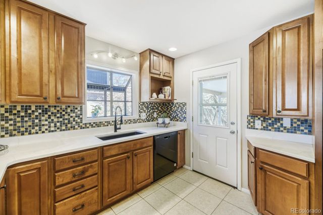 1567 S Xenon Court, Lakewood, CO 80228