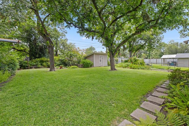 1314 Cloverleaf DR, Austin, TX 78723