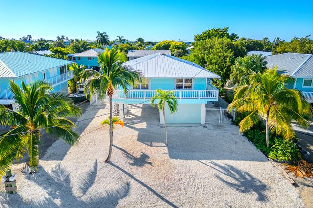 22748 Blackbeard Lane, Cudjoe Key, FL 33042