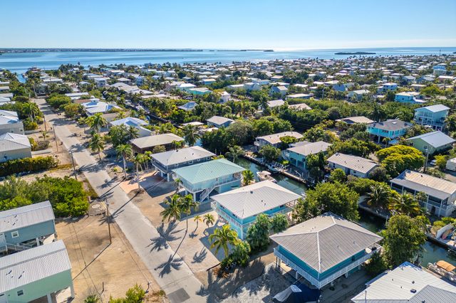 22748 Blackbeard Lane, Cudjoe Key, FL 33042