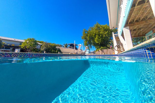 22748 Blackbeard Lane, Cudjoe Key, FL 33042