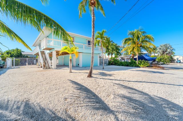 22748 Blackbeard Lane, Cudjoe Key, FL 33042