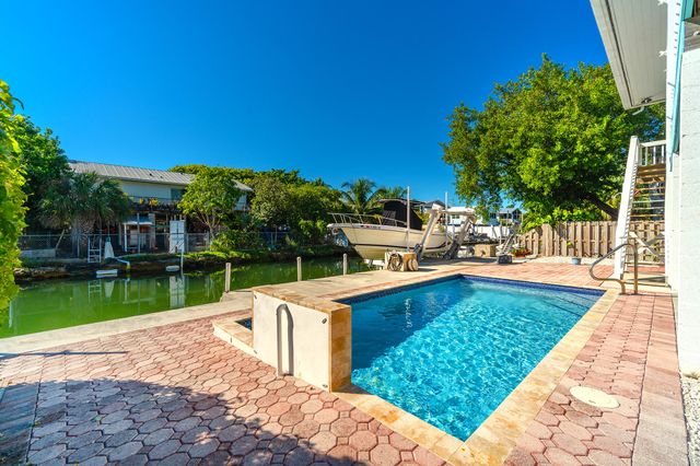 22748 Blackbeard Lane, Cudjoe Key, FL 33042