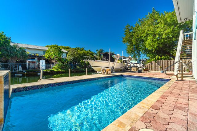 22748 Blackbeard Lane, Cudjoe Key, FL 33042