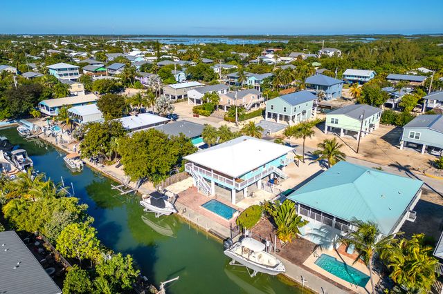 22748 Blackbeard Lane, Cudjoe Key, FL 33042