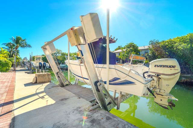 22748 Blackbeard Lane, Cudjoe Key, FL 33042