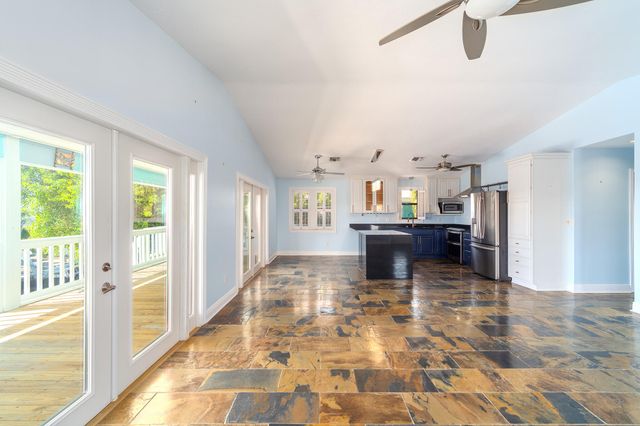 22748 Blackbeard Lane, Cudjoe Key, FL 33042