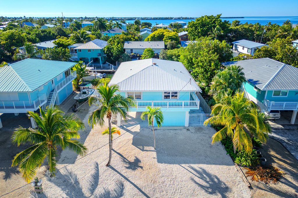 22748 Blackbeard Lane, Cudjoe Key, FL 33042