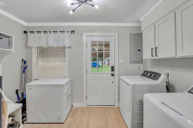 2411 N Page Rd, Longview, TX 75605