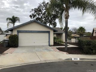 3852 La Campana Ct, San Marcos, CA 92078