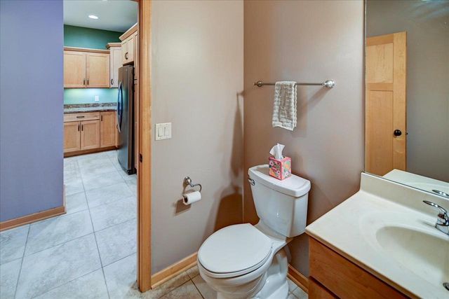 18 Glen Arbor Way, Fitchburg, WI 53711