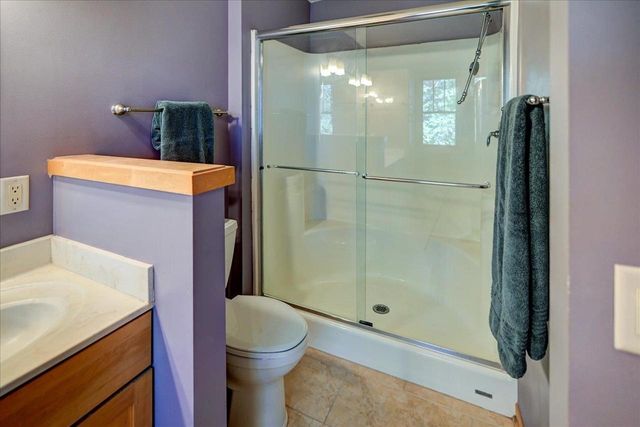 18 Glen Arbor Way, Fitchburg, WI 53711