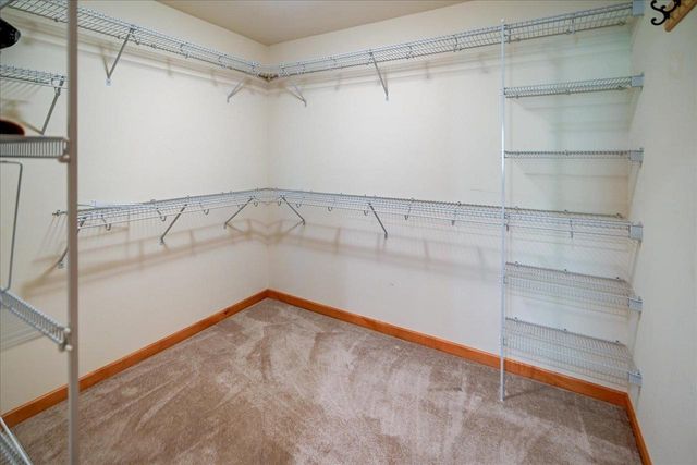 18 Glen Arbor Way, Fitchburg, WI 53711