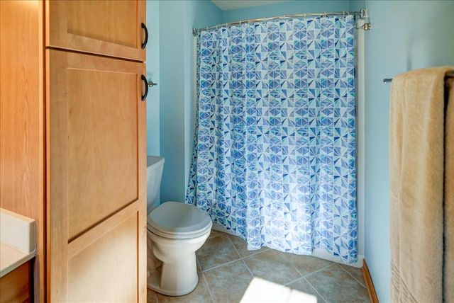 18 Glen Arbor Way, Fitchburg, WI 53711