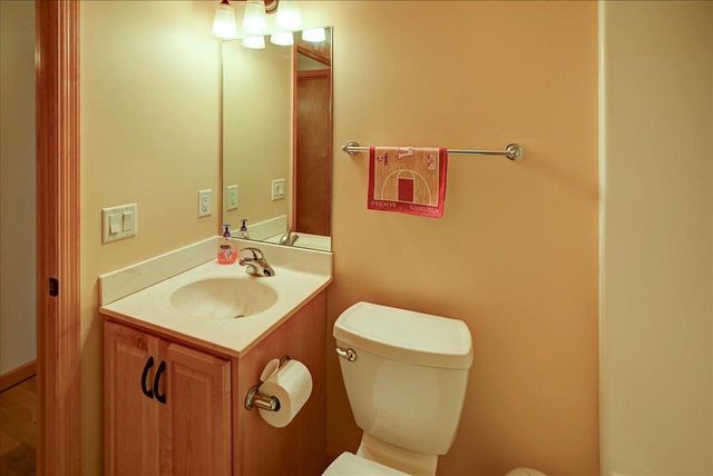 18 Glen Arbor Way, Fitchburg, WI 53711