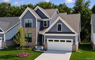 7679 Larchwood Drive, West Bloomfield Charter Township, MI 48322