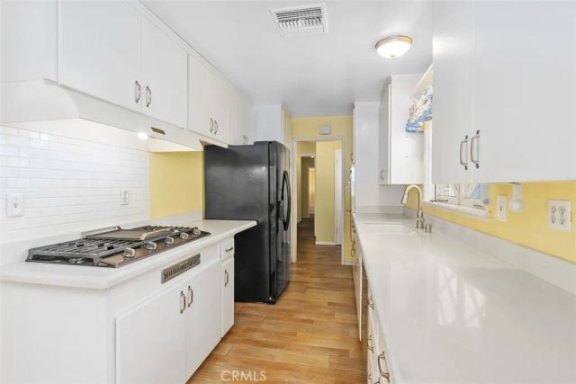 3749 San Rafael, Riverside, CA 92504