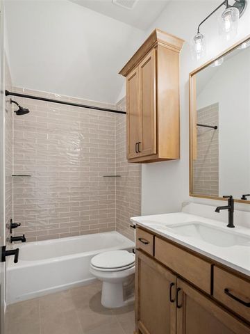 7921 NW 163rd Street, Oklahoma City, OK 73013