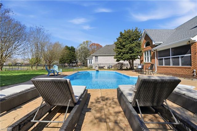 2216 Souverain LN, Virginia Beach, VA 23454