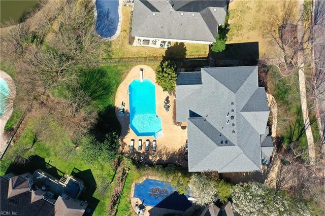 2216 Souverain LN, Virginia Beach, VA 23454