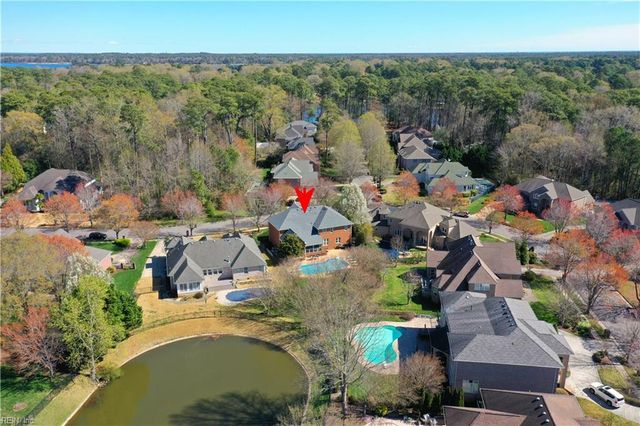 2216 Souverain LN, Virginia Beach, VA 23454