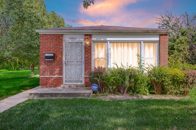 14911 Page Avenue, Harvey, IL 60426