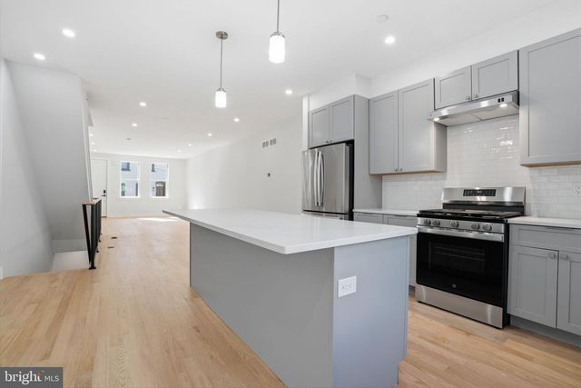 222 HERMITAGE ST, Philadelphia, PA 19127