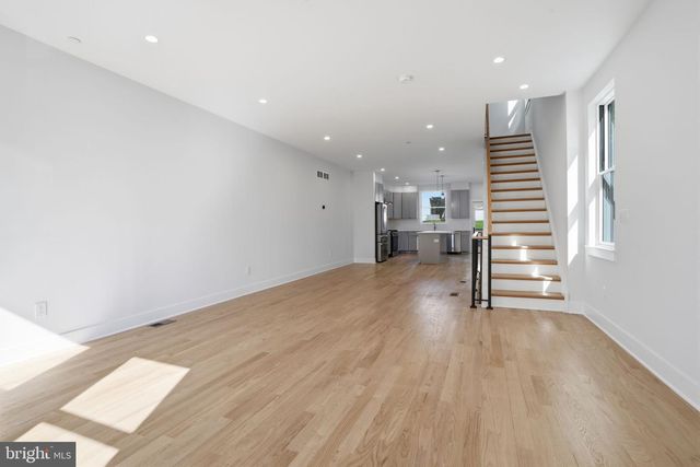 222 HERMITAGE ST, Philadelphia, PA 19127