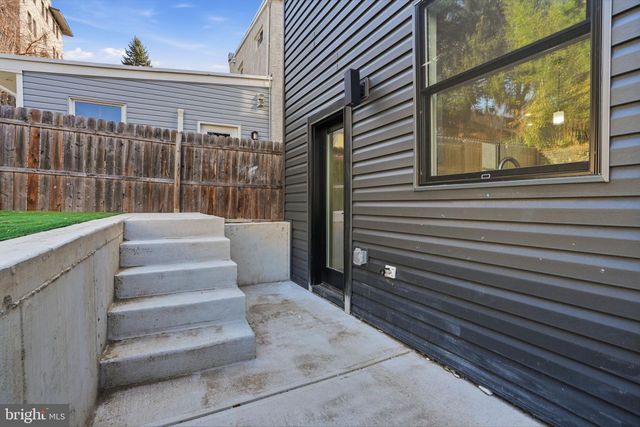 222 HERMITAGE ST, Philadelphia, PA 19127