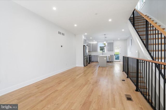 222 HERMITAGE ST, Philadelphia, PA 19127