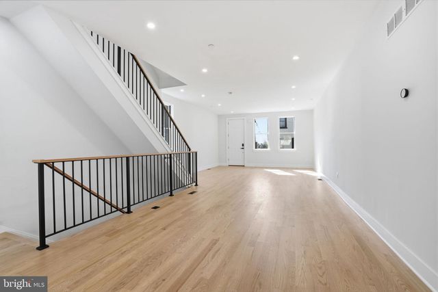 222 HERMITAGE ST, Philadelphia, PA 19127