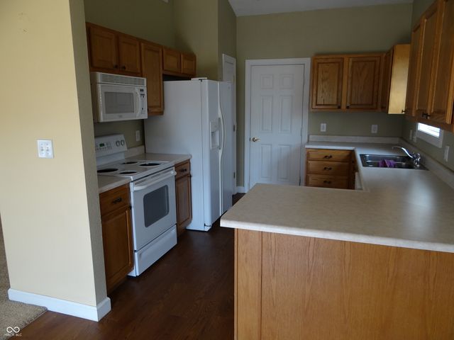12302 Sagamore Woods Drive, Fishers, IN 46037