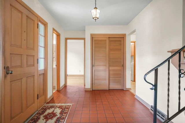 500 Frost Woods Road, Monona, WI 53716