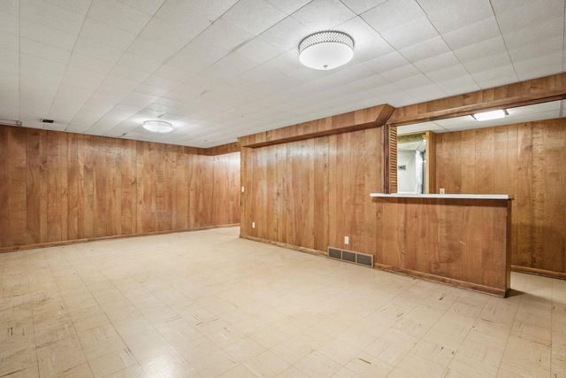 500 Frost Woods Road, Monona, WI 53716