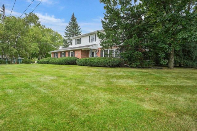 500 Frost Woods Road, Monona, WI 53716