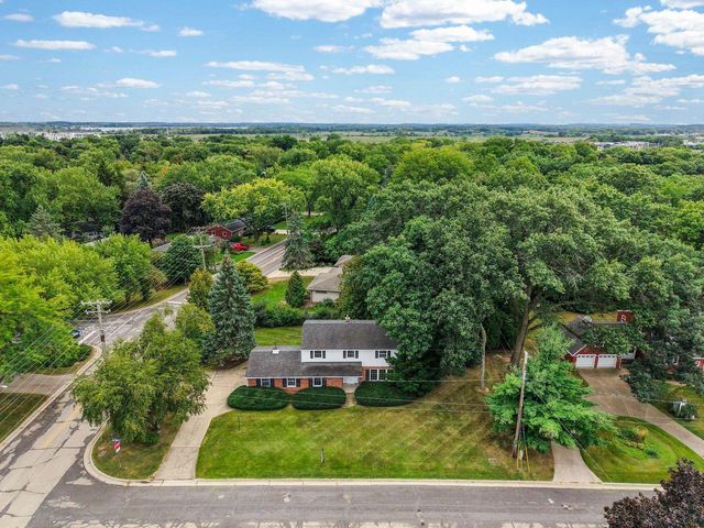 500 Frost Woods Road, Monona, WI 53716