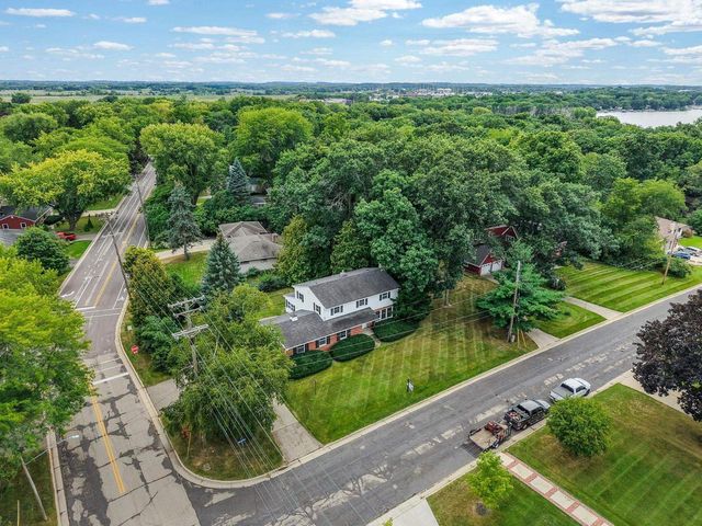 500 Frost Woods Road, Monona, WI 53716