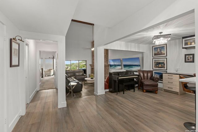 107 Tapatio Dr E, Boerne, TX 78006