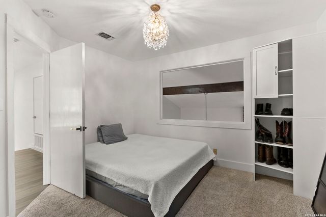 107 Tapatio Dr E, Boerne, TX 78006