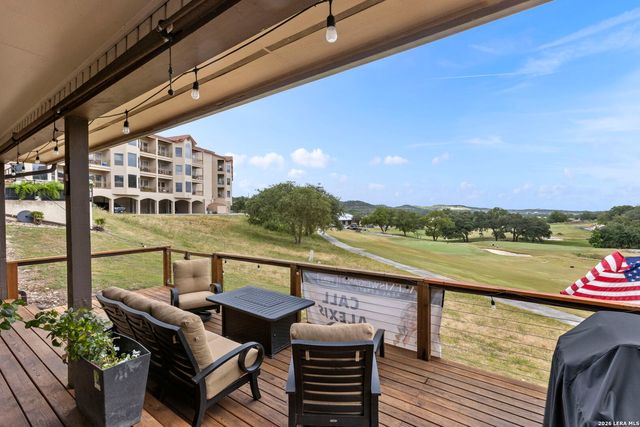 107 Tapatio Dr E, Boerne, TX 78006