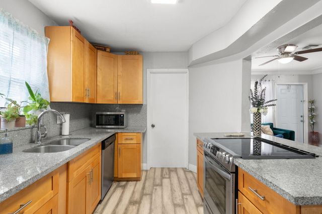 1241 NW 30th Avenue, Fort Lauderdale, FL 33311
