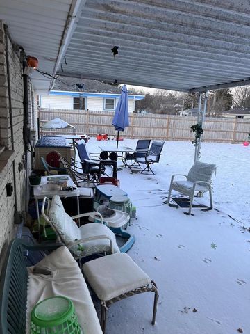 6864 N 85th STREET, Milwaukee, WI 53224