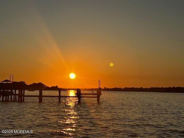 101 Harbor Court, Pine Beach, NJ 08741