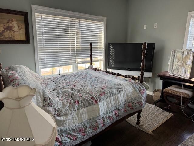 101 Harbor Court, Pine Beach, NJ 08741