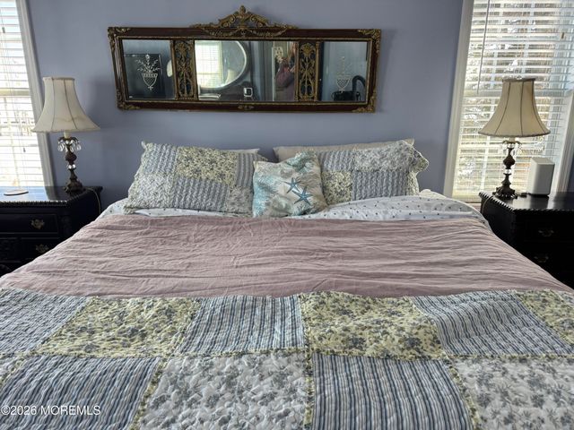 101 Harbor Court, Pine Beach, NJ 08741