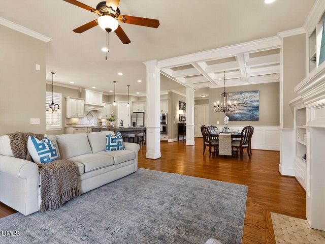 1920 Green Oaks Parkway, Holly Springs, NC 27540