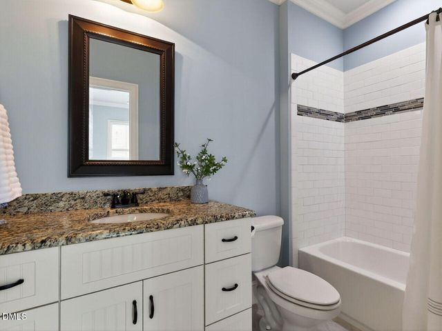 1920 Green Oaks Parkway, Holly Springs, NC 27540