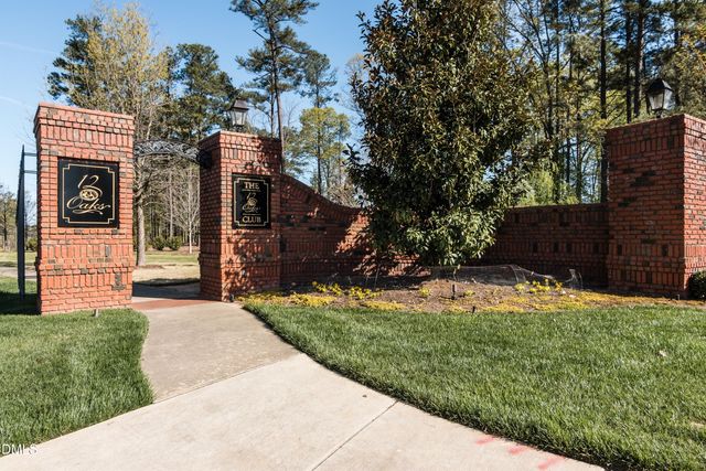 1920 Green Oaks Parkway, Holly Springs, NC 27540