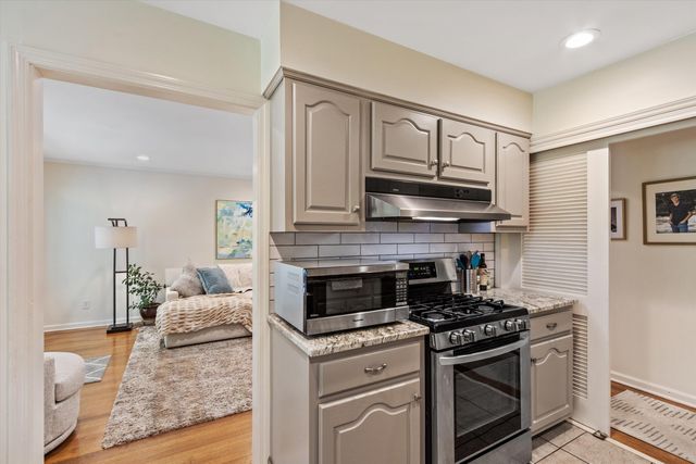 272 LEONORA DR, Memphis, TN 38117